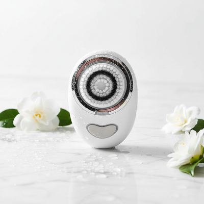 HQ Beauté Sonic Nomad Face Brush - White marble editorial water droplets